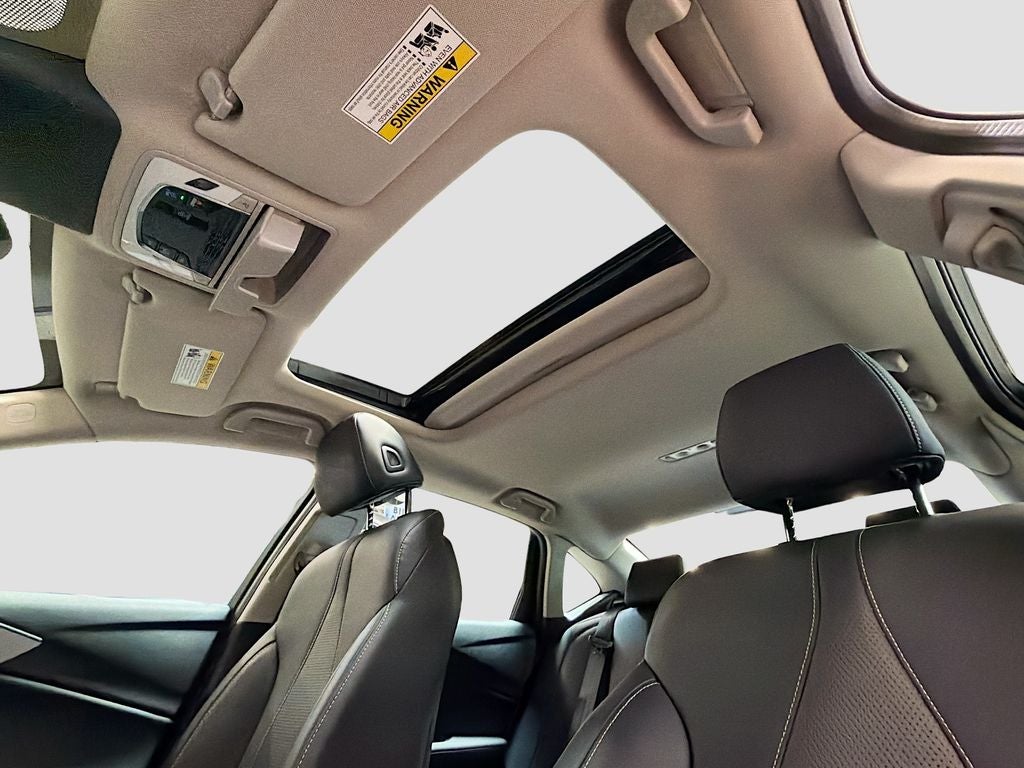 2025 Acura TLX Technology Package