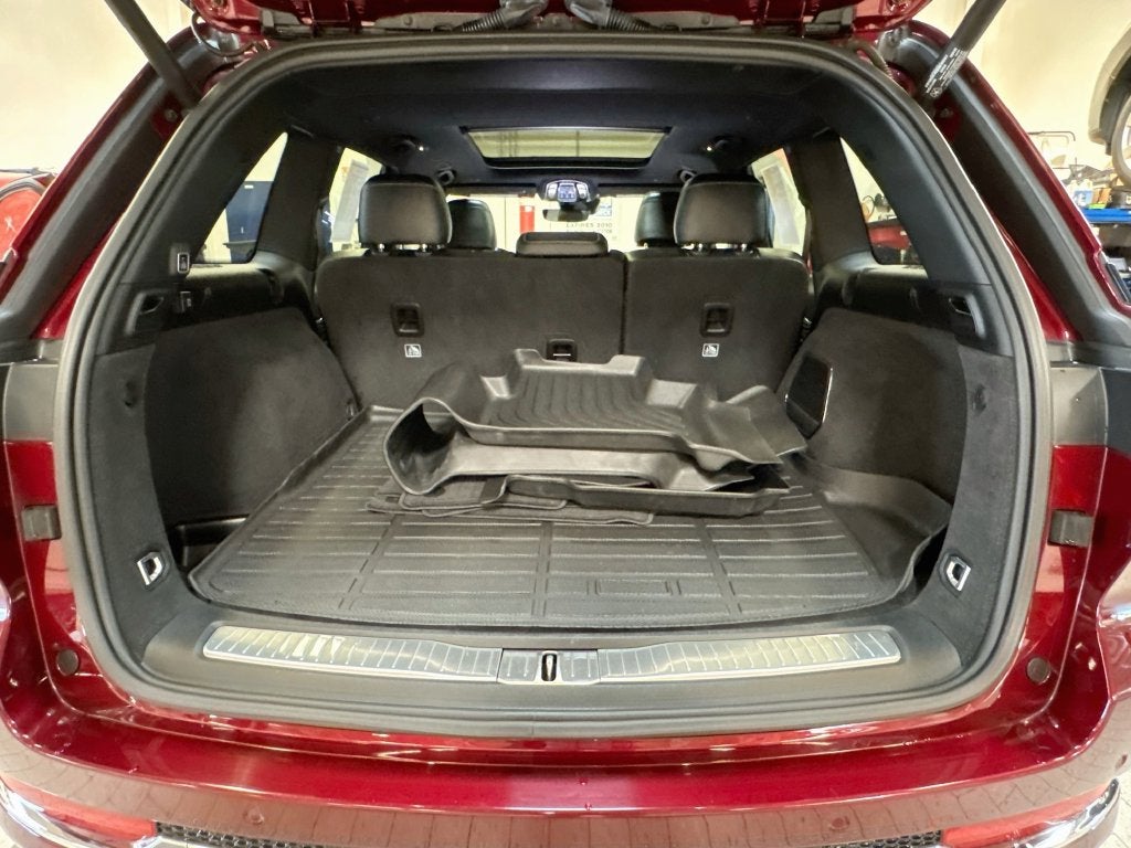2022 Jeep Grand Cherokee Overland