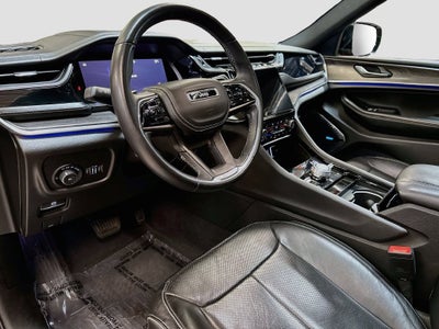 2022 Jeep Grand Cherokee Overland