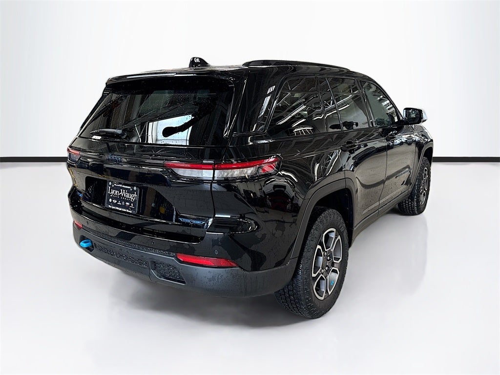 2022 Jeep Grand Cherokee Trailhawk 4xe