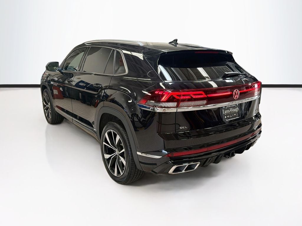 2026 Volkswagen Atlas Cross Sport 2.0T SEL Premium R-Line