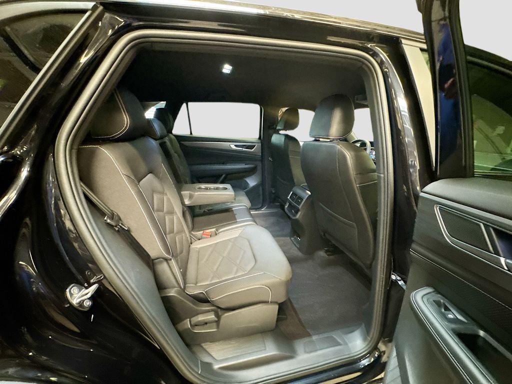 2024 Volkswagen Atlas Cross Sport 2.0T SE