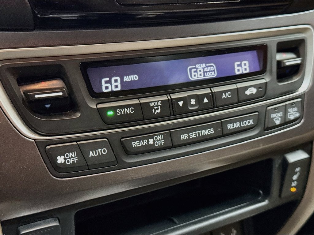 2016 Honda Pilot EX-L w/Navigation