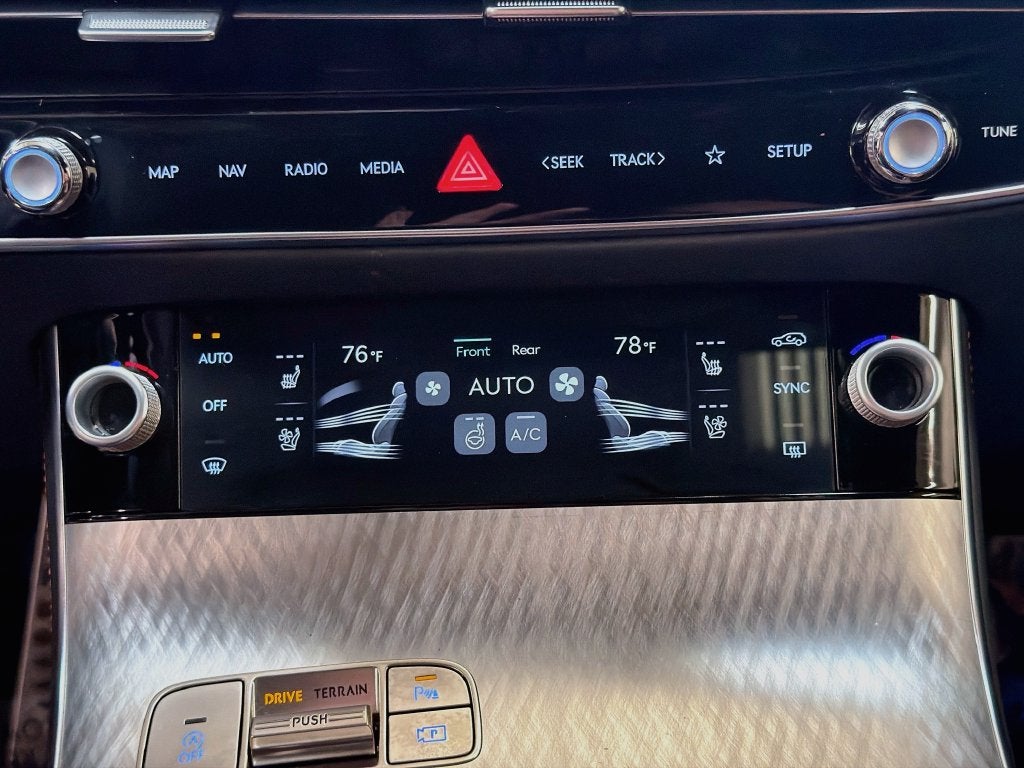 2026 Genesis GV70 2.5T Sport Prestige