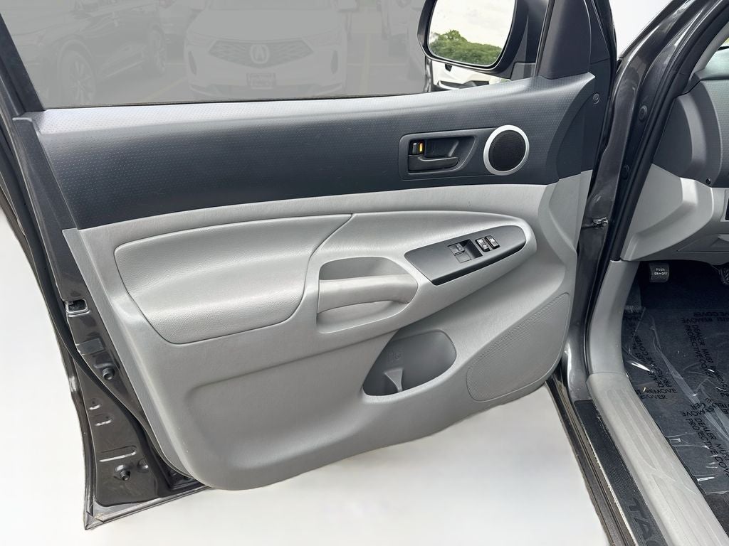 2013 Toyota Tacoma Base V6