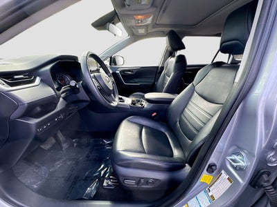 2019 Toyota RAV4 XLE Premium