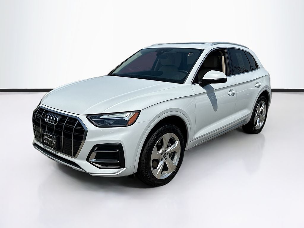 2021 Audi Q5 45 Premium Plus's photo