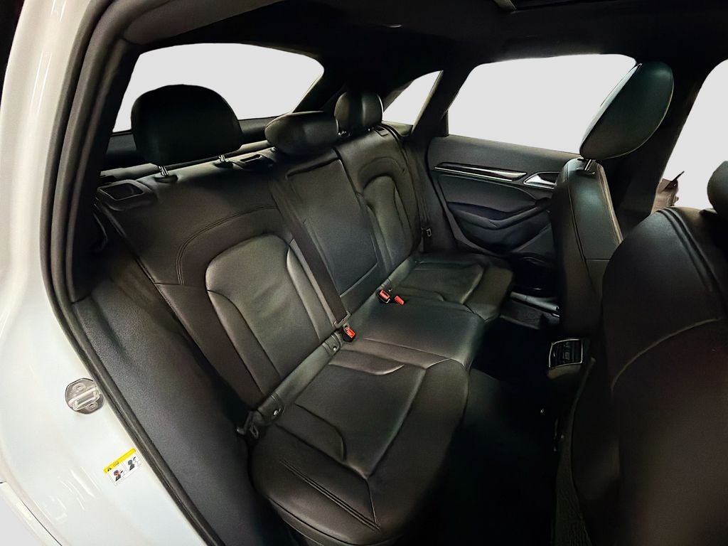 2016 Audi Q3 2.0T Prestige quattro