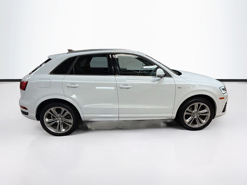 2016 Audi Q3 2.0T Prestige quattro