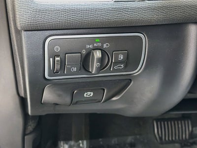 2016 Volvo XC60 T5 Premier