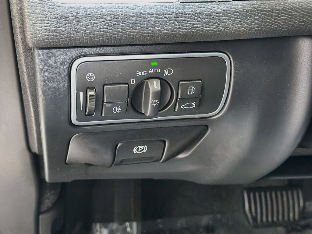 2016 Volvo XC60 T5 Premier